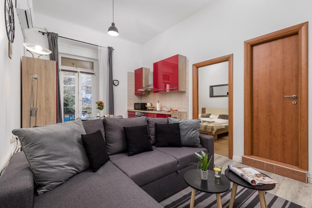 Wien Apartment Fiume Esterno foto
