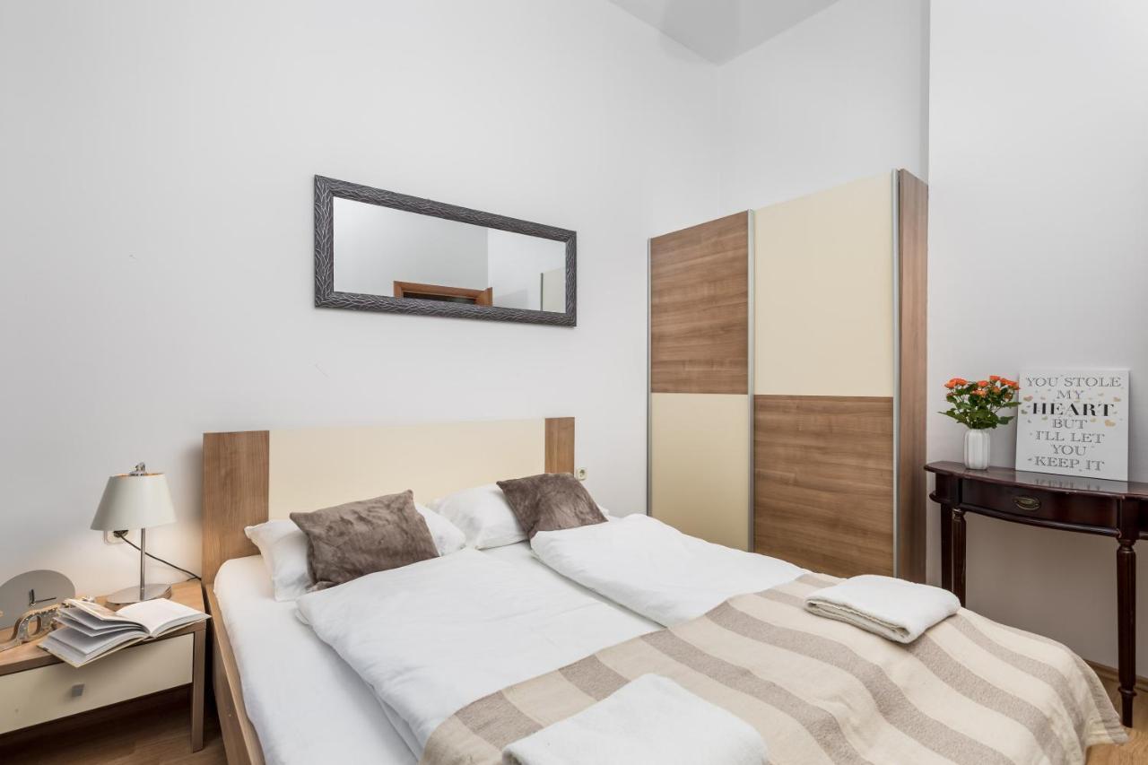 Wien Apartment Fiume Esterno foto